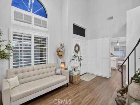 881 S Trailblazer   Circle, Anaheim Hills, CA