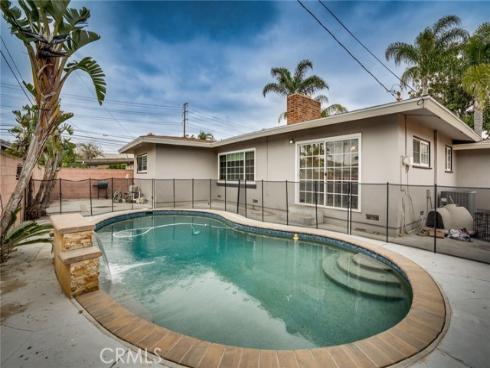 1206 E Haven   Drive, Anaheim, CA