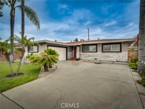 1206 E Haven   Drive, Anaheim, CA