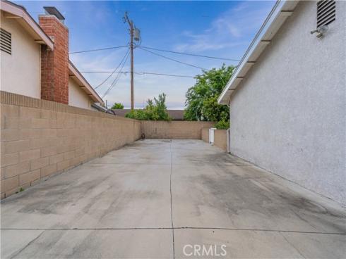 3061 W Glen Holly   Drive, Anaheim, CA