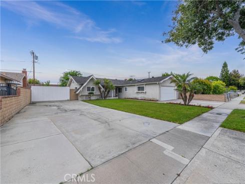 3061 W Glen Holly   Drive, Anaheim, CA