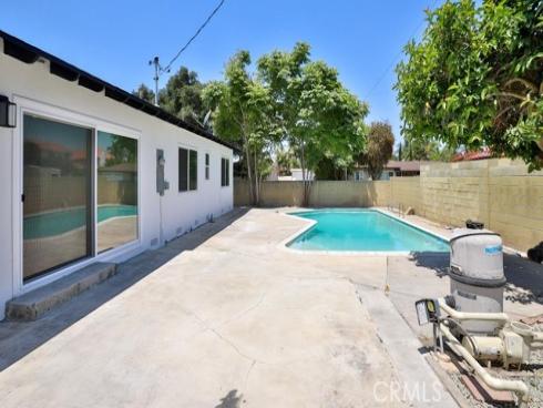 2033 W Elm   Avenue, Anaheim, CA