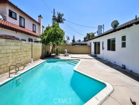 2033 W Elm   Avenue, Anaheim, CA