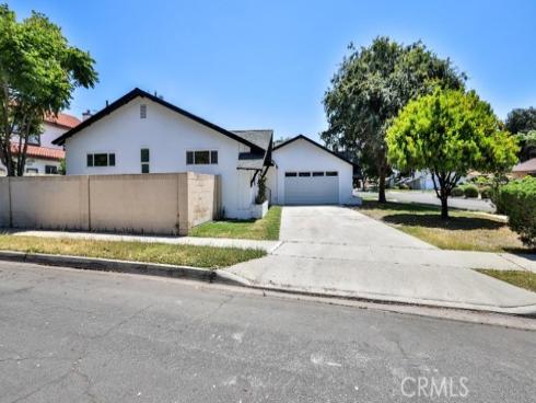 2033 W Elm   Avenue, Anaheim, CA