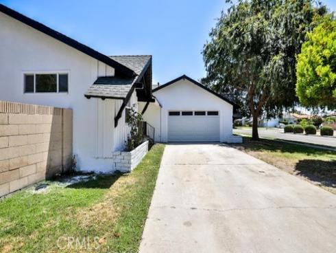 2033 W Elm   Avenue, Anaheim, CA