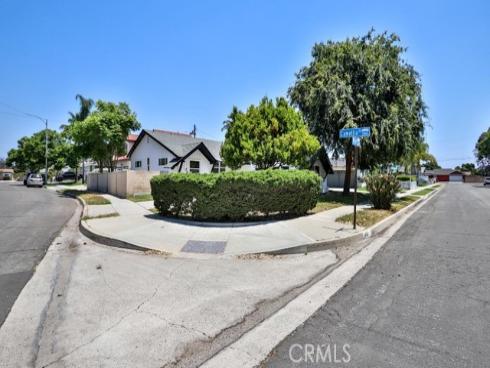 2033 W Elm   Avenue, Anaheim, CA