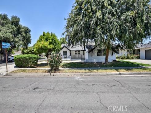 2033 W Elm   Avenue, Anaheim, CA