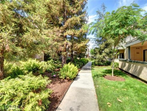 3553 W Greentree  F-246  Circle, Anaheim, CA