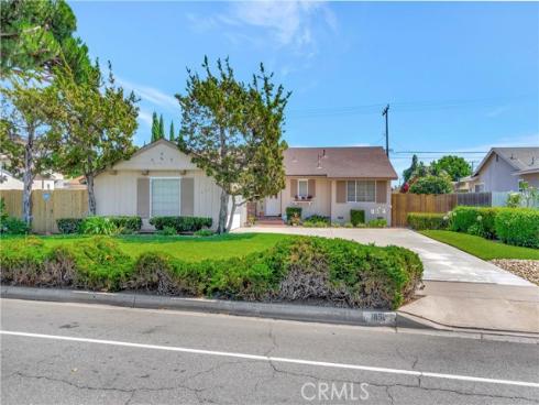 1852 W Chalet   Avenue, Anaheim, CA