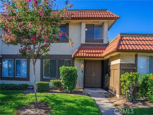 2789 W Pepper Tree   Drive, Anaheim, CA