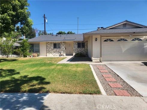 2725  E Maverick Avenue.  , Anaheim, CA