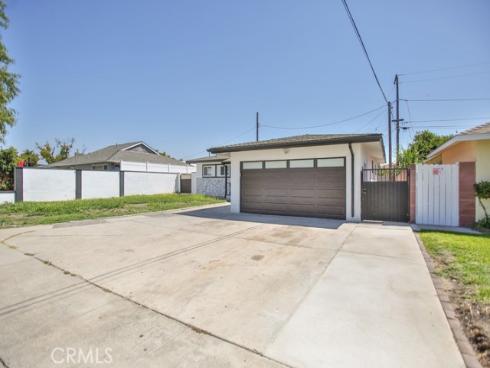 1460 E Pinewood   Avenue, Anaheim, CA