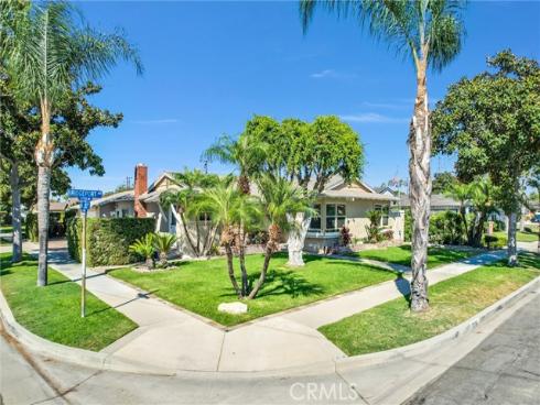 2755 W Bridgeport   Avenue, Anaheim, CA