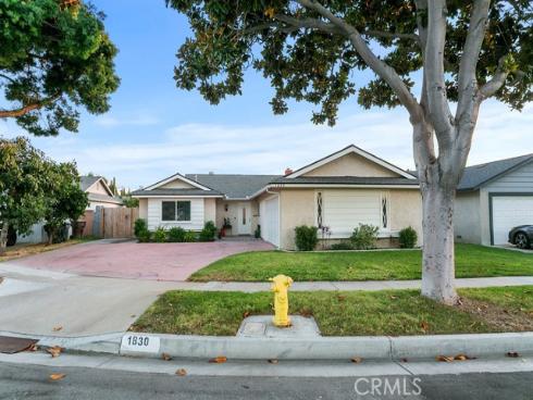 1830  E Bassett Way  , Anaheim, CA