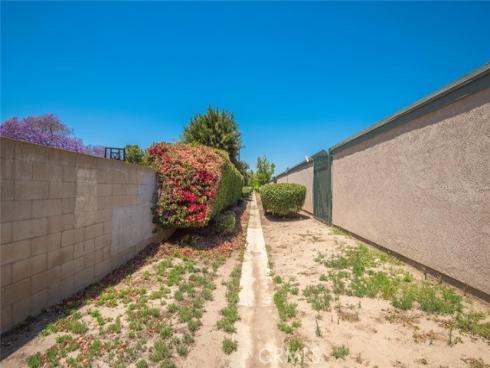 3561 W Greentree  F  Circle, Anaheim, CA