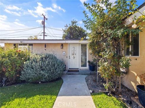 2114 E Alden   Avenue, Anaheim, CA