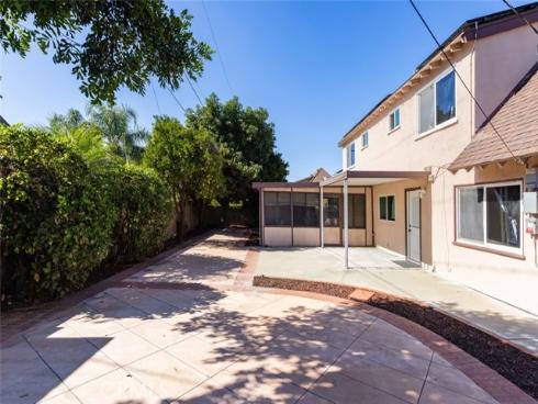 2912 E Hempstead   Road, Anaheim, CA