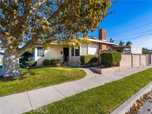 2102 E Napa   Place, Anaheim, CA