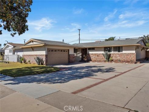 2471 W Chanticleer   Road, Anaheim, CA