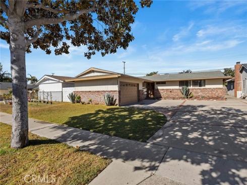 2471 W Chanticleer   Road, Anaheim, CA