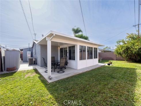 2661 W Greenleaf   Avenue, Anaheim, CA