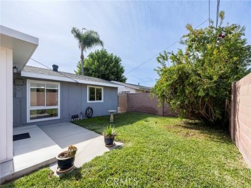 2661 W Greenleaf   Avenue, Anaheim, CA