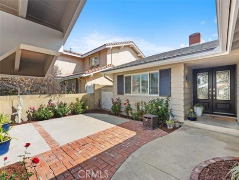 320 S Vicki   Lane, Anaheim, CA