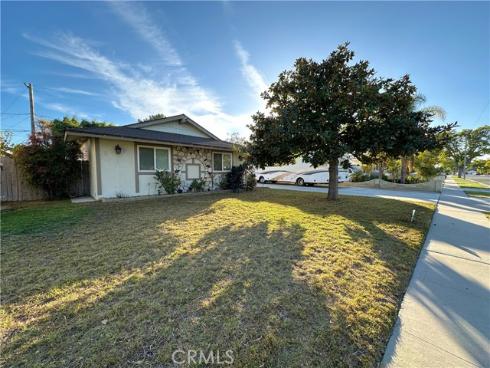 3104 W Glen Holly   Drive, Anaheim, CA