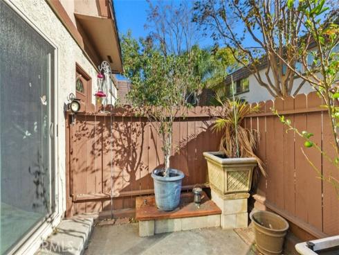 2829 E Jackson  A  Avenue, Anaheim, CA