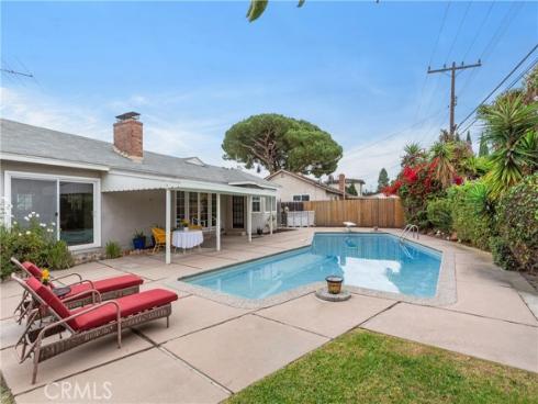 1856  W. Chalet Avenue  , Anaheim, CA