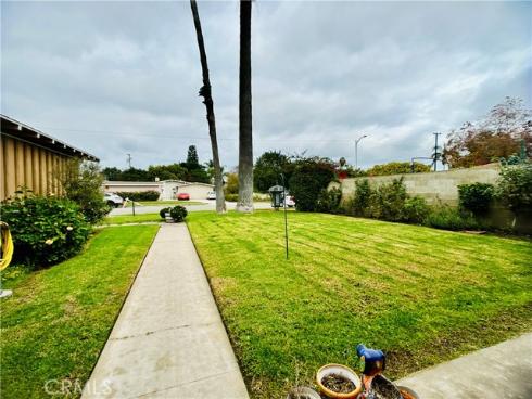 2432 W Transit   Avenue, Anaheim, CA