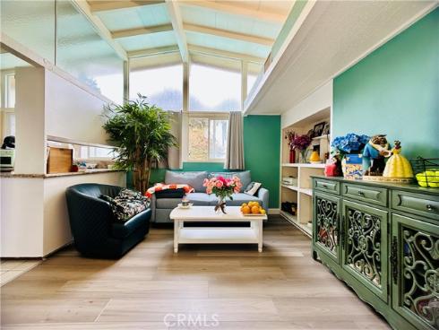 2432 W Transit   Avenue, Anaheim, CA