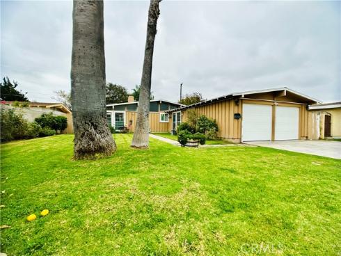2432 W Transit   Avenue, Anaheim, CA