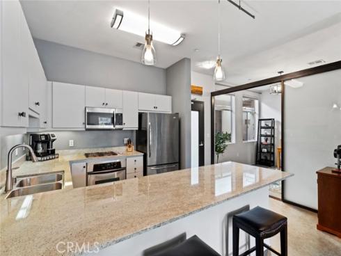 435 W Center Street Promenade 219 , Anaheim, CA