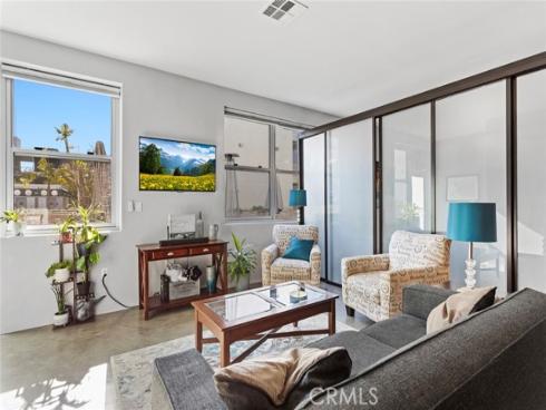 435 W Center Street Promenade 219 , Anaheim, CA