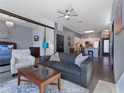 435 W Center Street Promenade 219 , Anaheim, CA