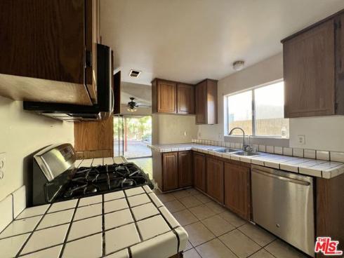 2513 W Fulcrum   Place, Anaheim, CA