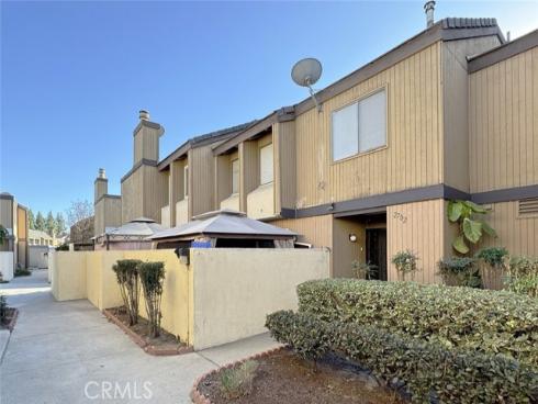 1381 S Walnut 2702 Street, Anaheim, CA