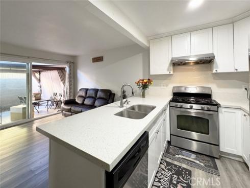 1381 S Walnut 2702 Street, Anaheim, CA