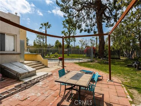 1315 S Walnut Street, Anaheim, CA