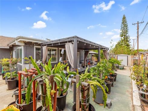 1521 W Crone Avenue, Anaheim, CA