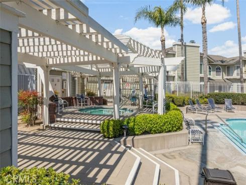 527 N Dartmouth 40 Way, Anaheim, CA