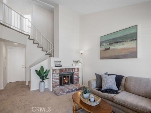 527 N Dartmouth 40 Way, Anaheim, CA