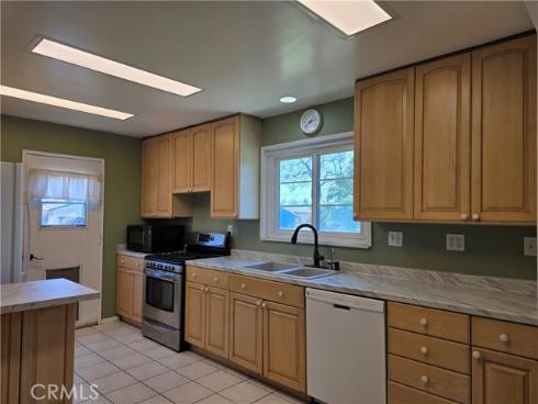 1370 S Oriole Street, Anaheim, CA