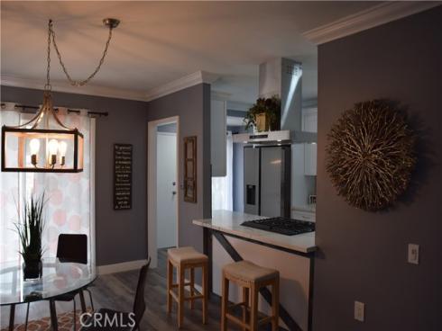 1851 W Glenoaks A Avenue, Anaheim, CA