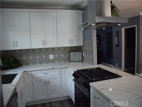 1851 W Glenoaks A Avenue, Anaheim, CA