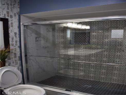 1851 W Glenoaks  A  Avenue, Anaheim, CA