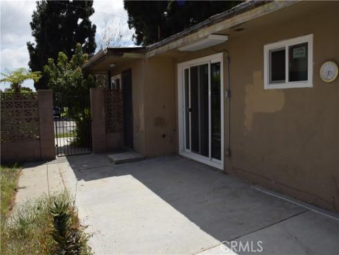 1851 W Glenoaks A Avenue, Anaheim, CA