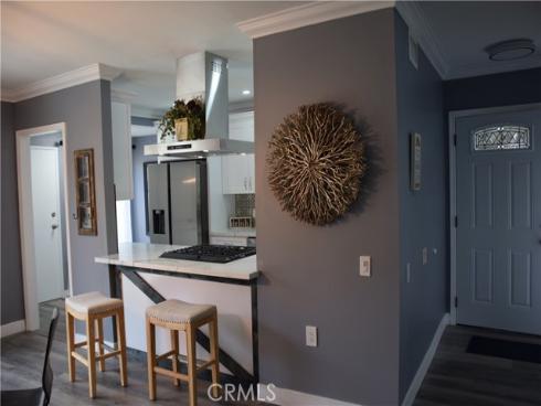 1851 W Glenoaks A Avenue, Anaheim, CA