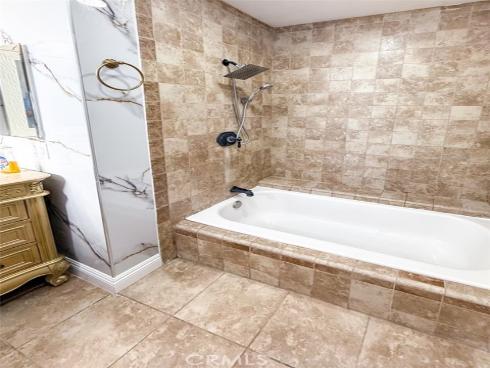 900 S Hayward Street, Anaheim, CA